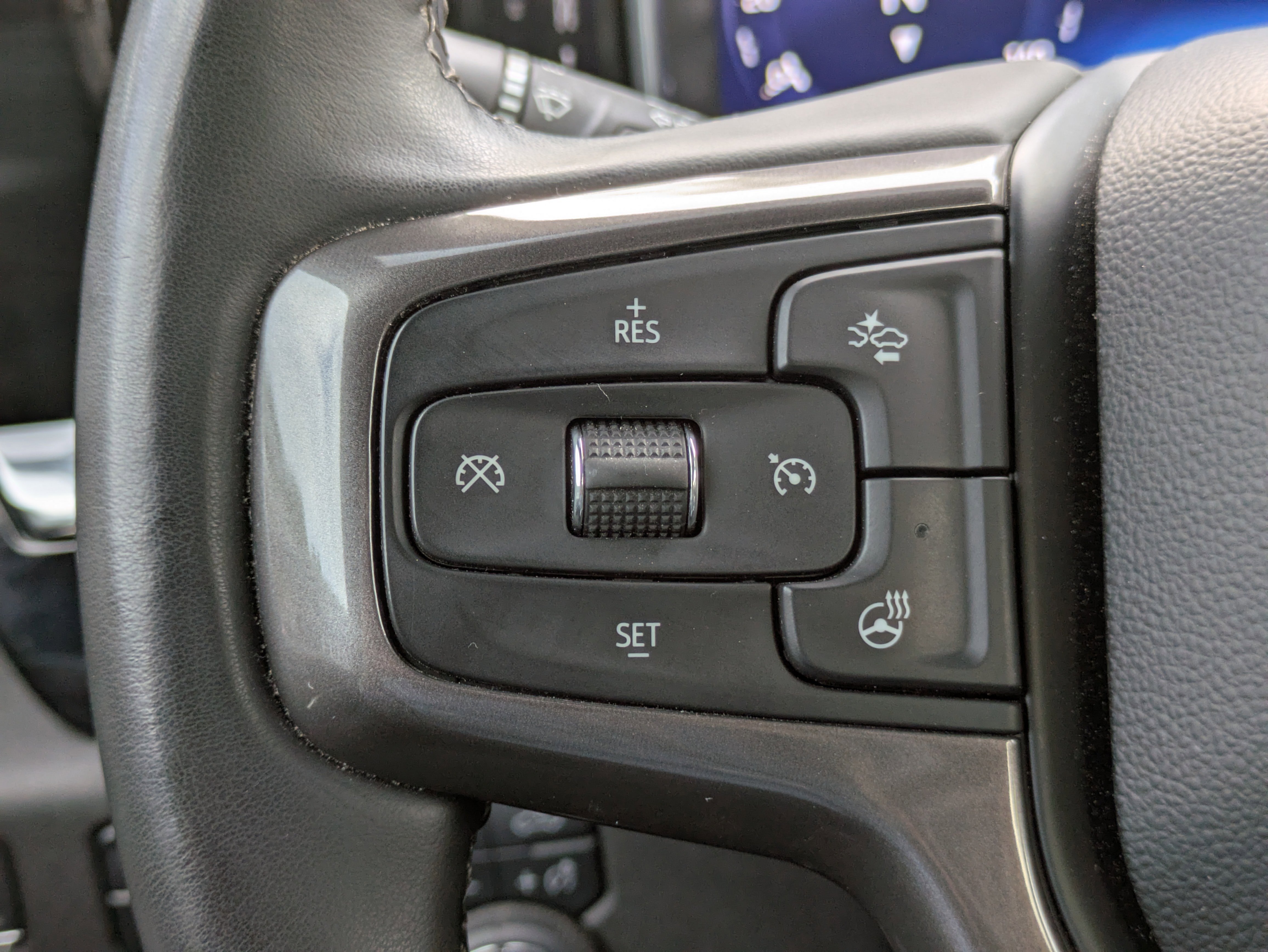 Used 2025 Chevrolet Silverado 3500 High Country w/ Technology Package image 14