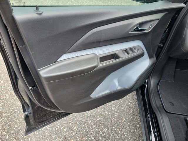 New 2027 Chevrolet Bolt LT w/ Comfort Package image 17