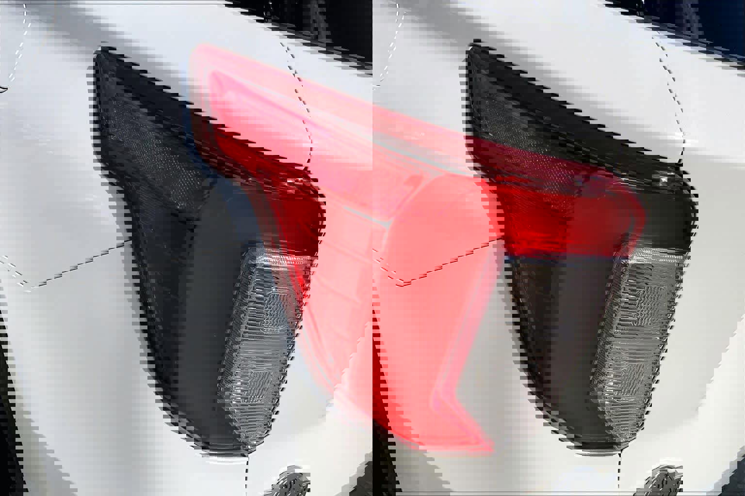 Used 2021 Ford Explorer King Ranch w/ Premium Technology Package AWD/4WD image 28