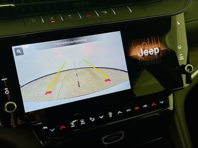 New 2026 Jeep Grand Cherokee L 4WD image 17