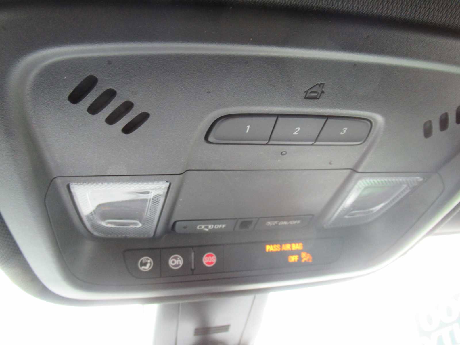 Used 2022 Chevrolet Traverse LT w/ LPO, Floor Liner Package AWD/4WD image 34