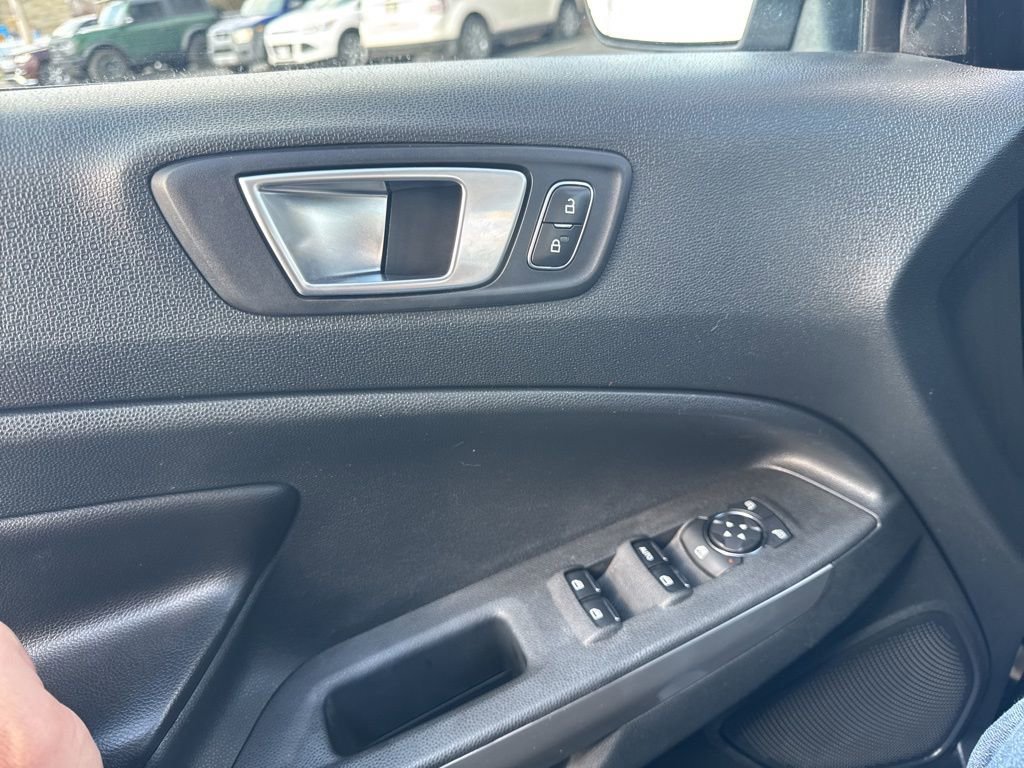 Used 2020 Ford EcoSport Titanium image 28