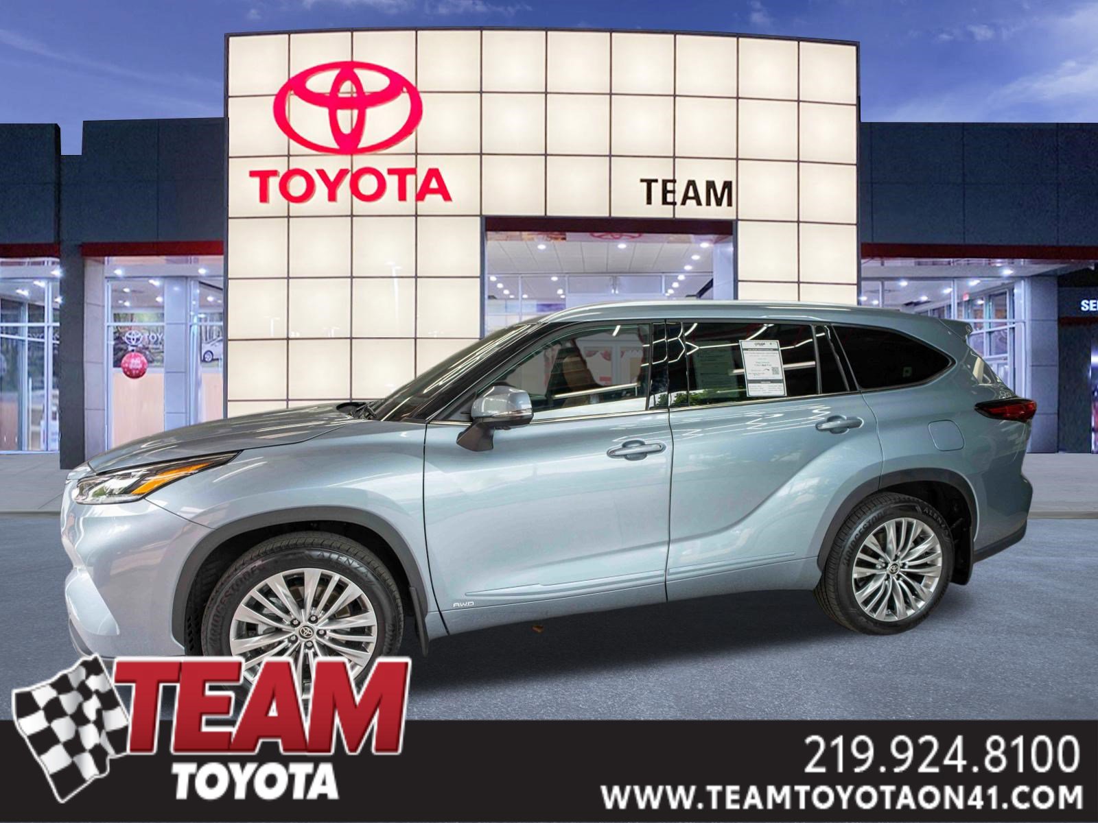 Used 2023 Toyota Highlander Platinum