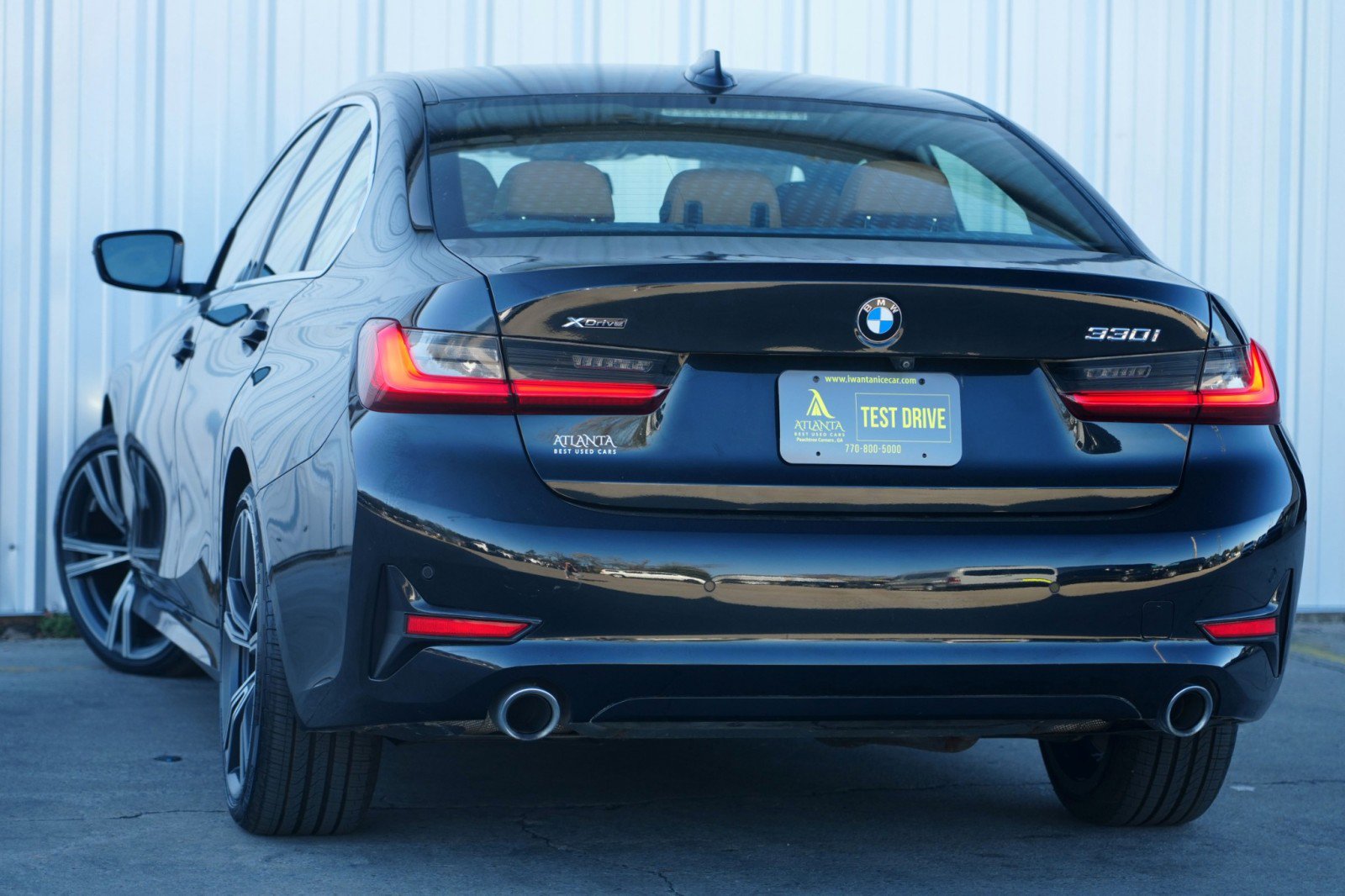 Used 2020 BMW 330i xDrive Sedan w/ Premium Package image 4