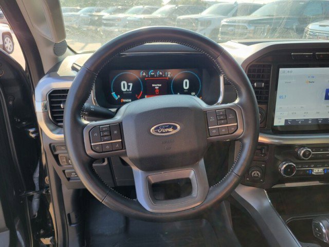 Used 2022 Ford F150 Lariat image 16