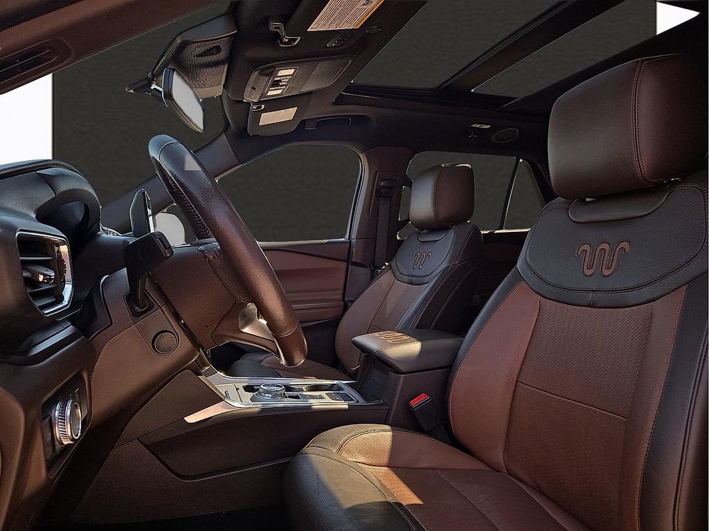 Used 2022 Ford Explorer King Ranch image 14