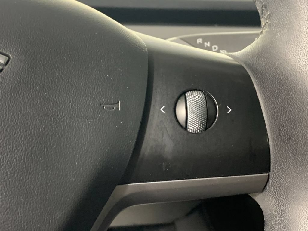 Used 2021 Tesla Model 3 Standard Range RWD image 17