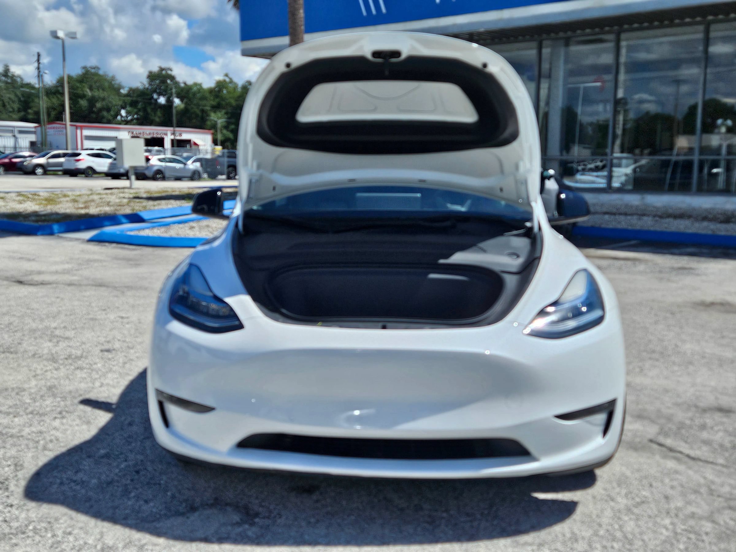 Used 2021 Tesla Model Y Long Range AWD/4WD image 18