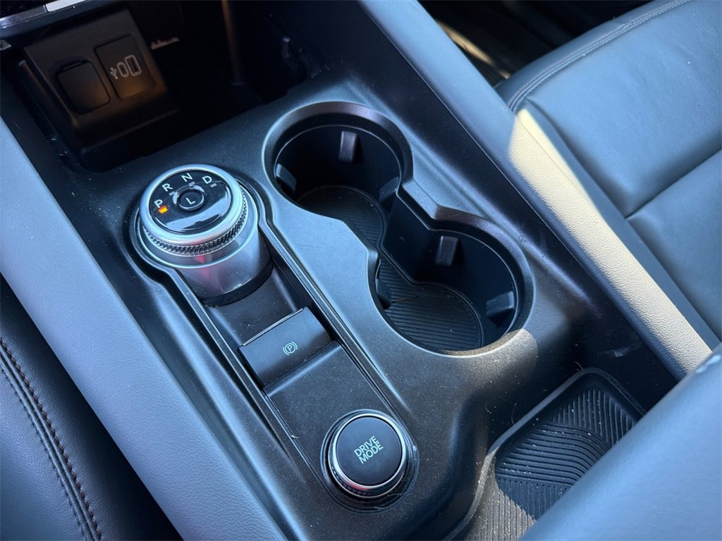 Used 2025 Ford Explorer Active w/ Active Comfort Package image 25