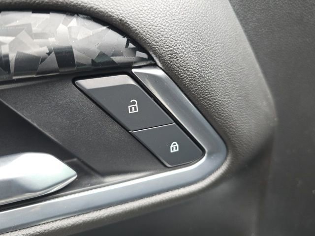 Used 2025 GMC Sierra 1500 Elevation w/ Preferred Package image 12