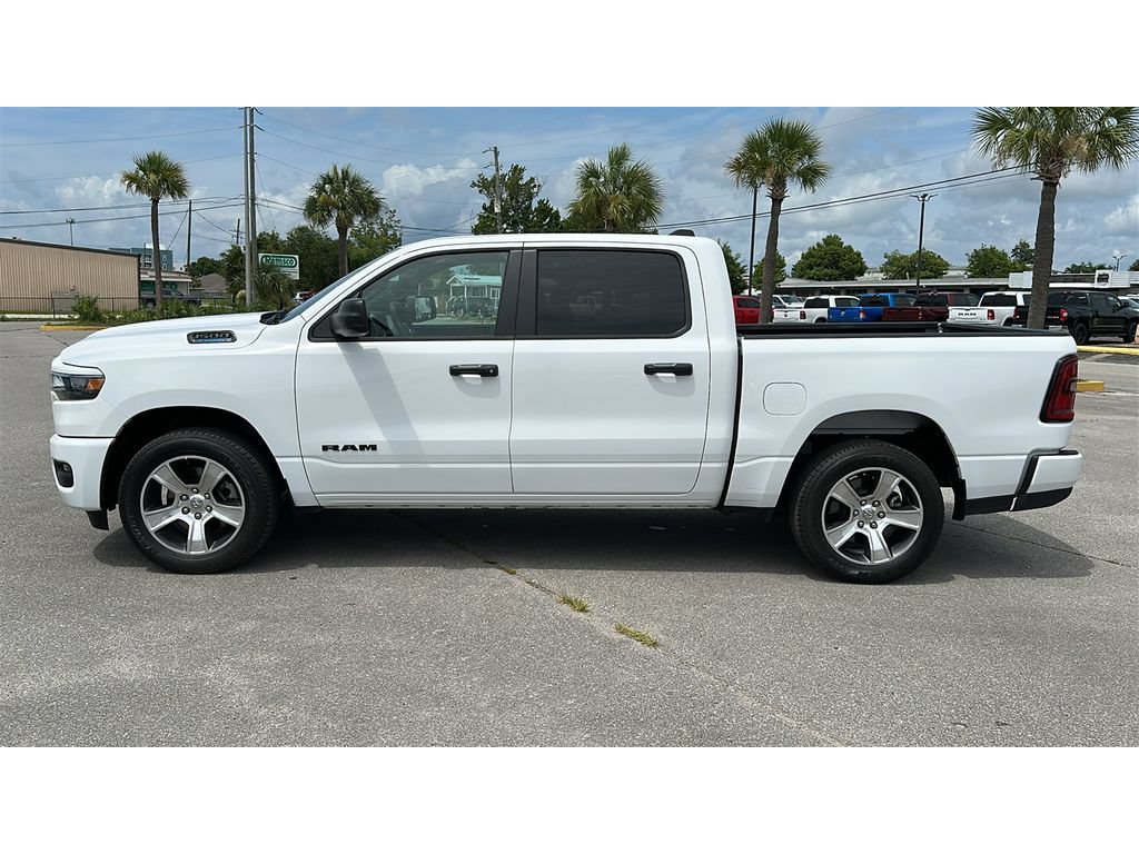 Used 2025 RAM 1500 Tradesman AWD/4WD image 3