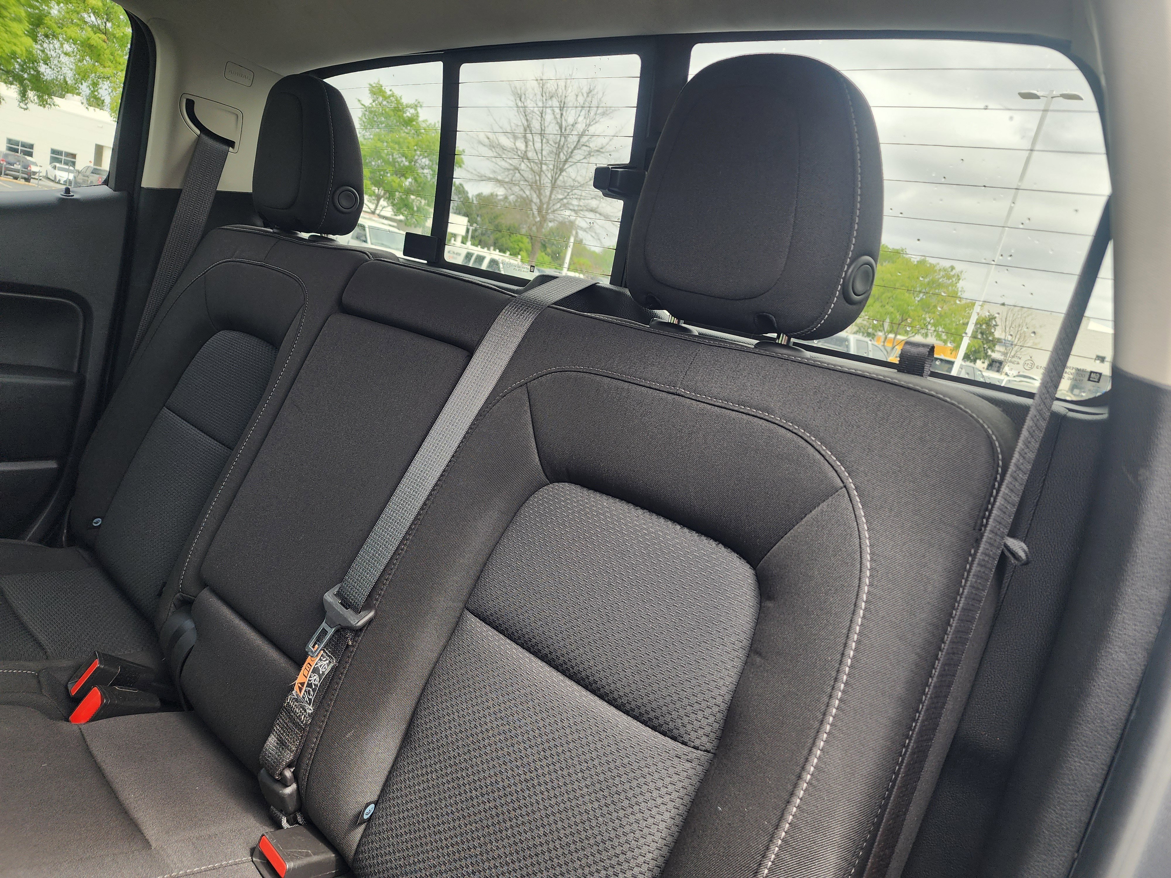 Used 2022 Chevrolet Colorado LT w/ LT Convenience Package image 14