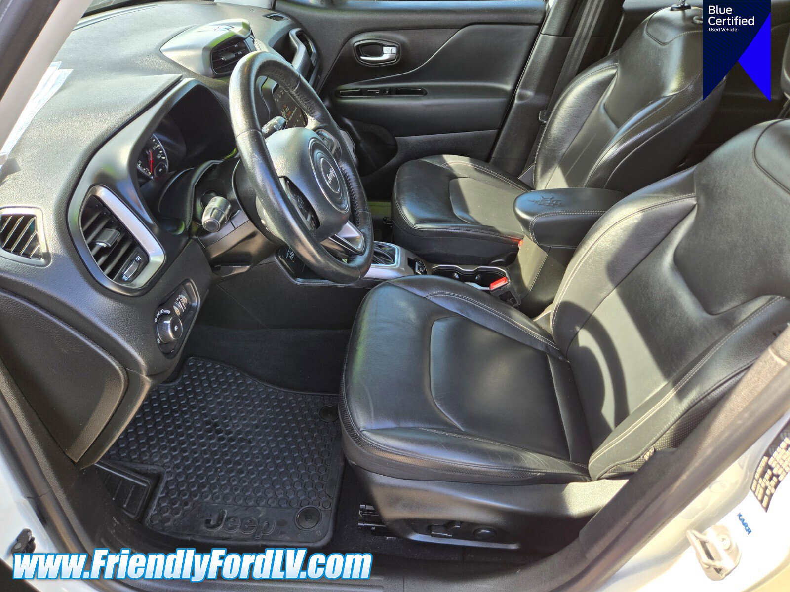 Used 2022 Jeep Renegade Limited AWD/4WD image 9