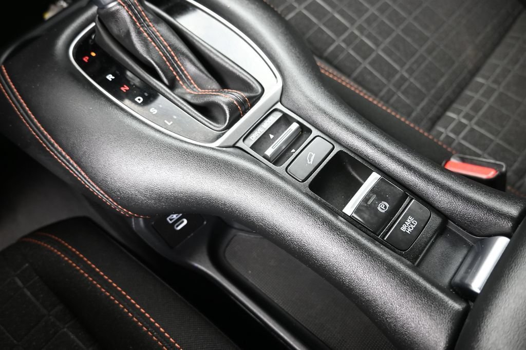 Used 2024 Honda HR-V Sport image 18