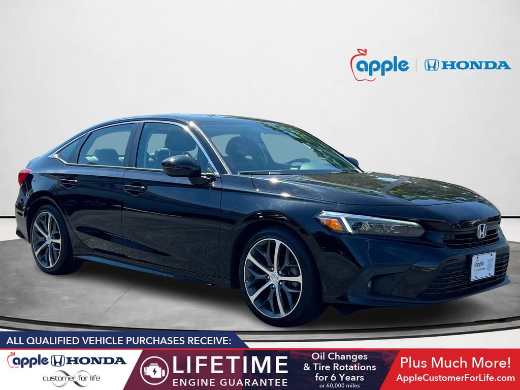 Used 2024 Honda Civic Touring image 1