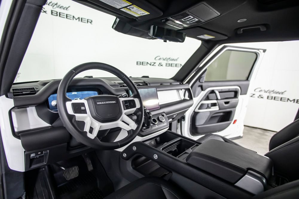 Used 2022 Land Rover Defender 90 X-Dynamic HSE AWD/4WD image 20