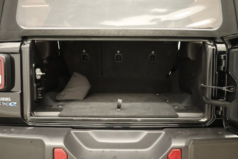 Used 2024 Jeep Wrangler Unlimited image 37