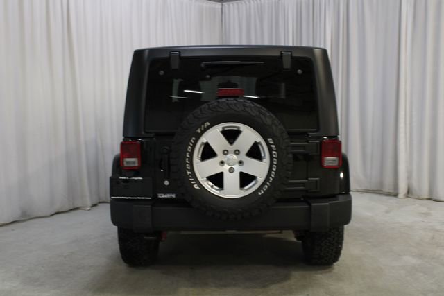 Used 2012 Jeep Wrangler Sahara w/ Connectivity Group AWD/4WD image 21