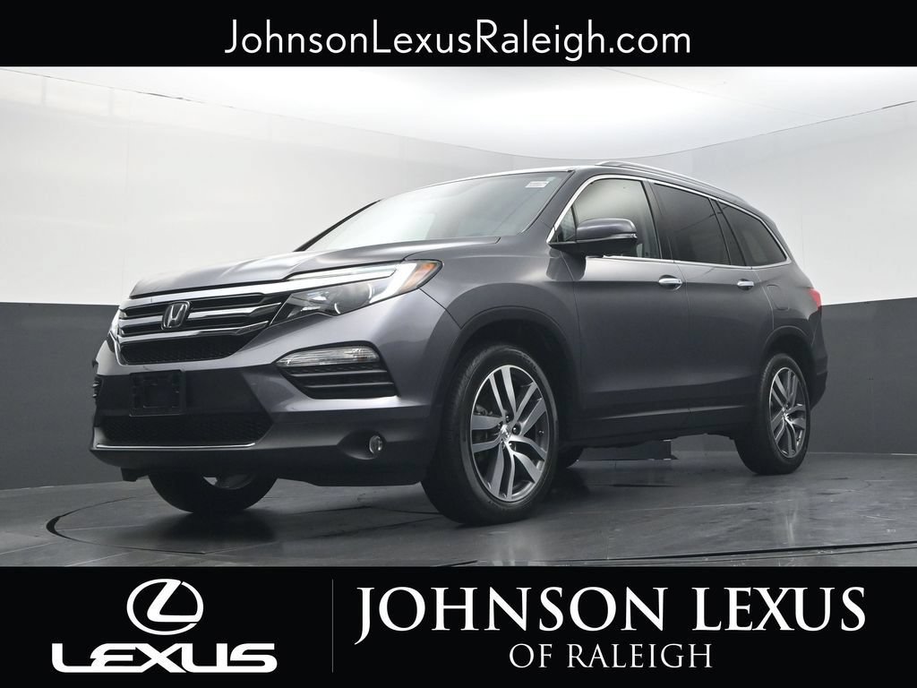 Used 2017 Honda Pilot Touring image 17