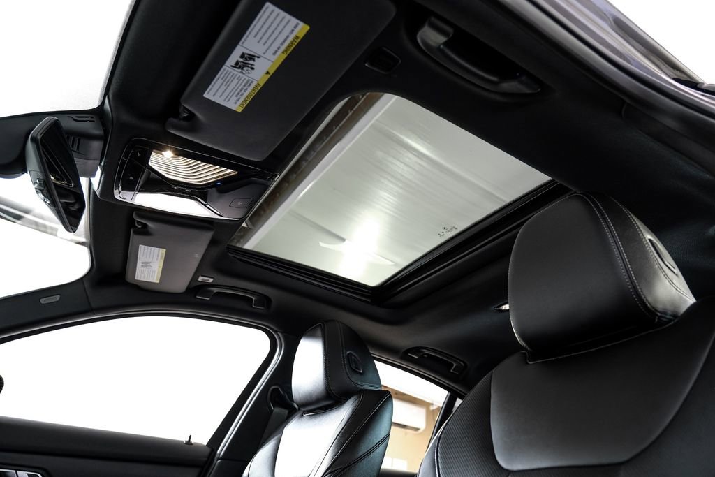 Used 2022 BMW 330e xDrive w/ Driving Assistance Package image 6