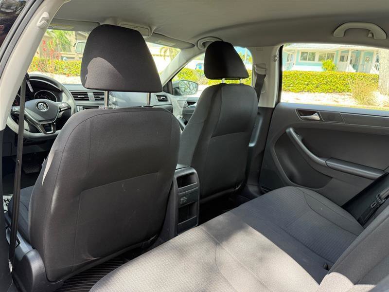Used 2016 Volkswagen Jetta S FWD image 13