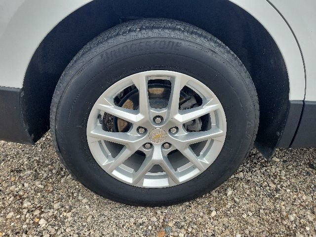 Used 2023 Chevrolet Equinox LT AWD/4WD image 16