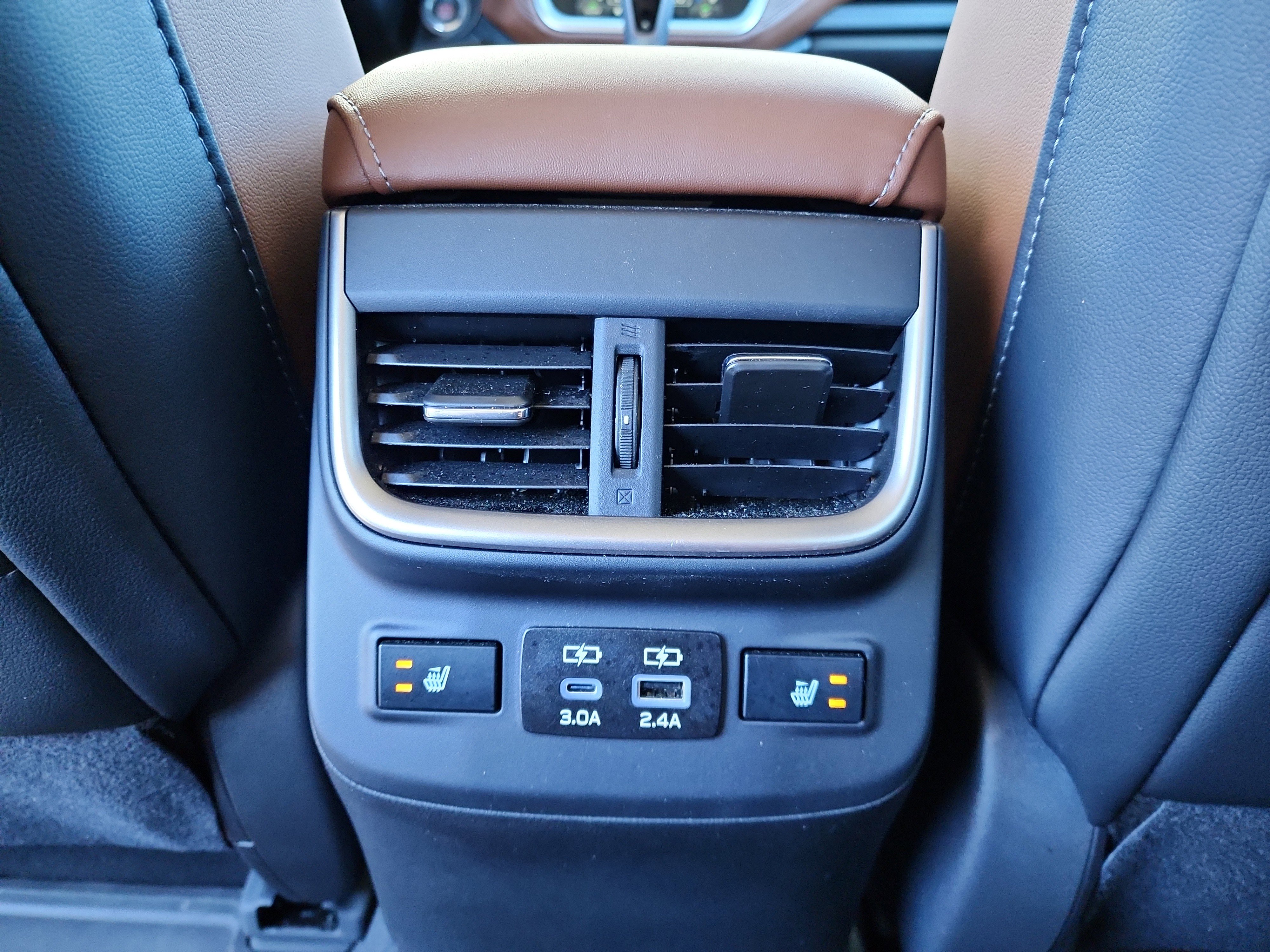 Certified 2025 Subaru Outback Touring w/ Tech Package 3 image 12