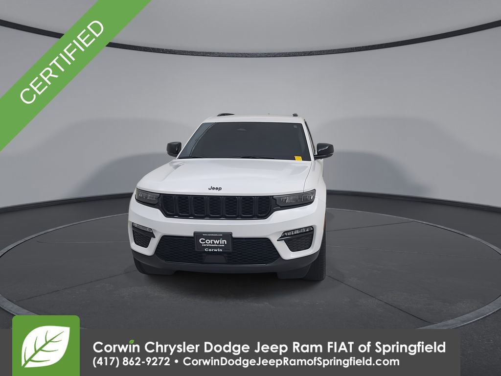 Certified 2023 Jeep Grand Cherokee Limited w/ Black Appearance Package image 5