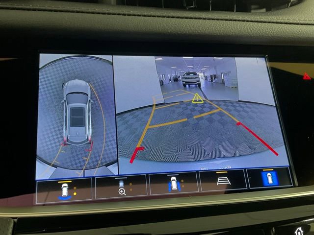 Used 2025 Cadillac XT5 Premium Luxury w/ Technology Package image 9