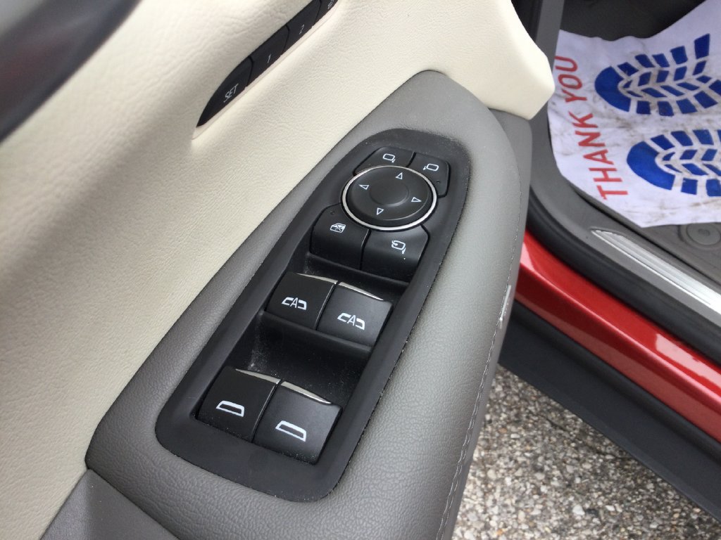 Used 2024 Cadillac XT5 Premium Luxury w/ LPO, Floor Liner Package FWD image 12