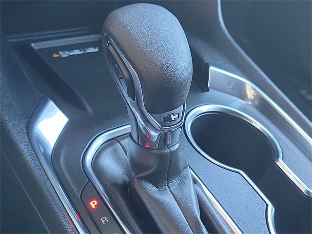 Used 2023 Chevrolet Traverse LT image 16