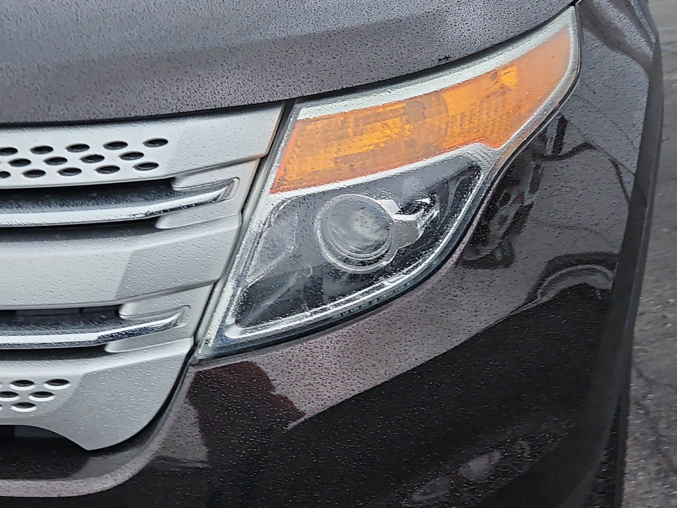 Used 2013 Ford Explorer XLT image 12