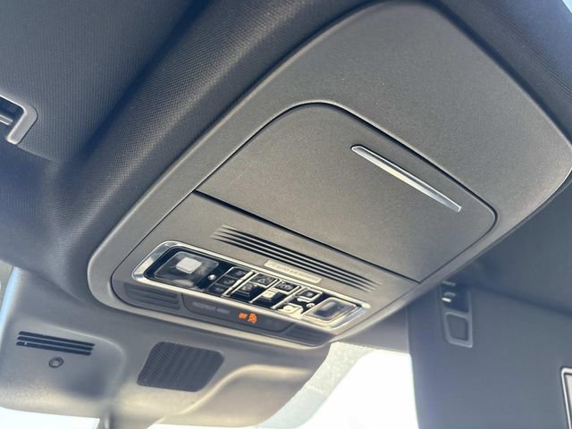 New 2025 Lincoln Navigator Reserve w/ Jet Appearance Package AWD/4WD image 29