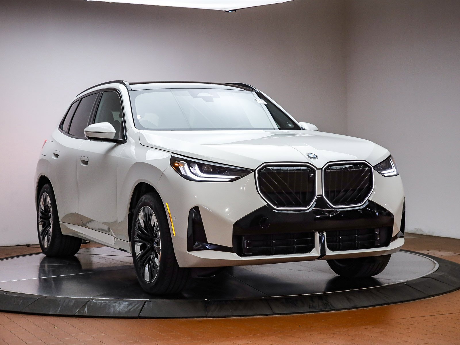New 2026 BMW X3 xDrive30 w/ Premium Package image 3