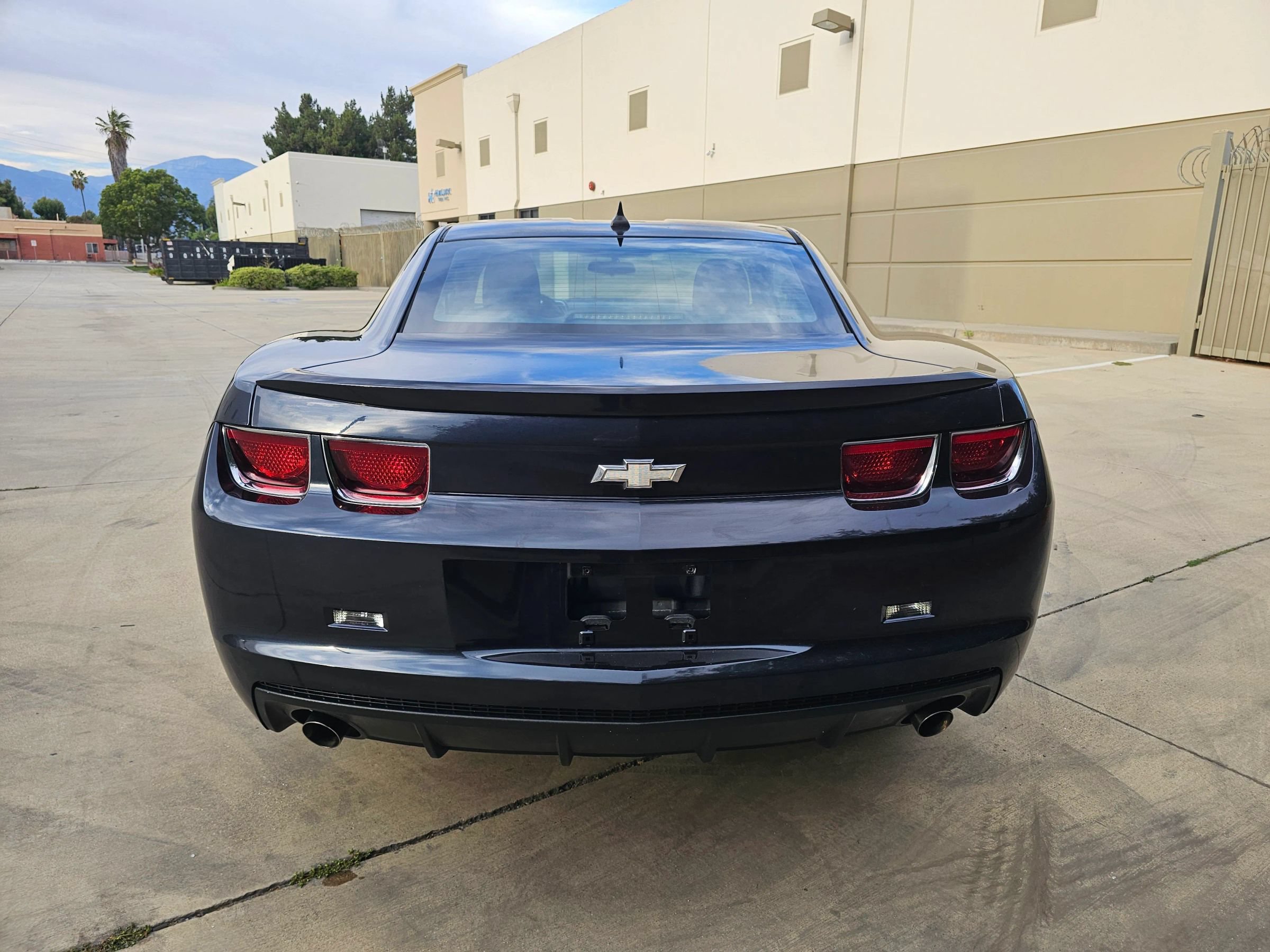 Used 2013 Chevrolet Camaro LS RWD image 6
