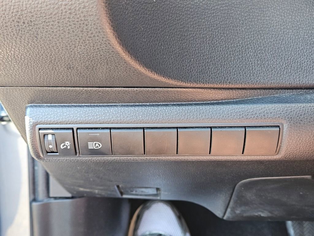 Used 2024 Toyota Corolla LE image 26