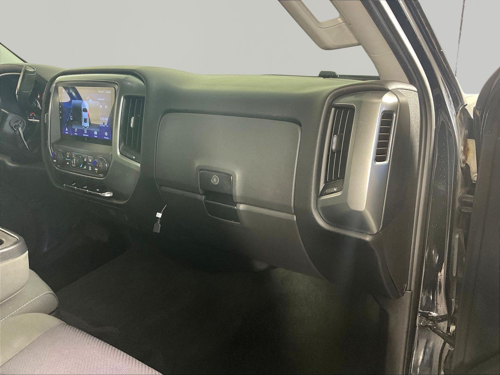 Used 2016 Chevrolet Silverado 1500 LT w/ LT Fleet Convenience Package AWD/4WD image 26