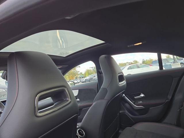 Used 2025 Mercedes-Benz CLA 250 4MATIC image 30