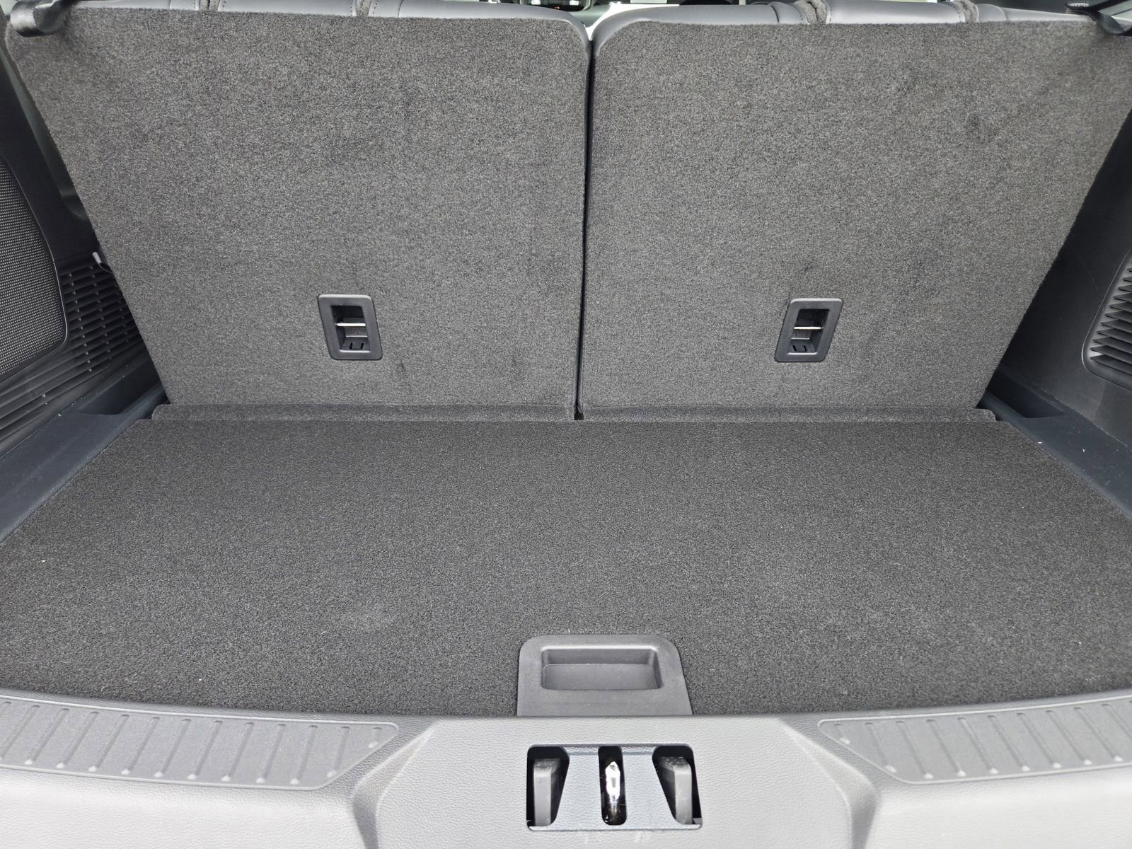 New 2026 Ford Explorer ST RWD image 29