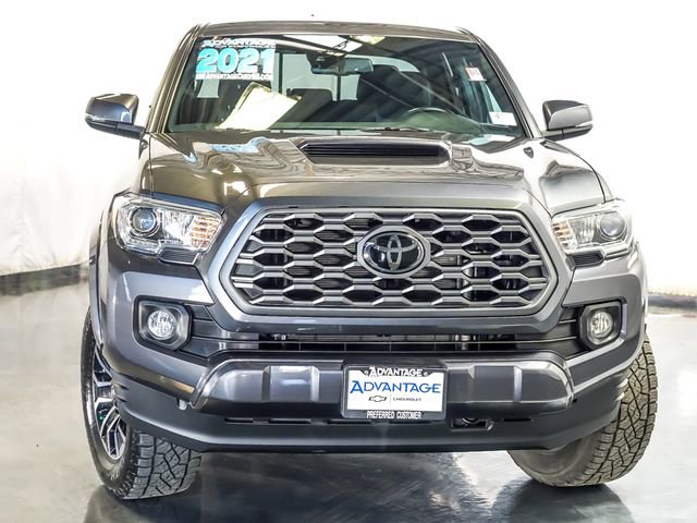 Used 2021 Toyota Tacoma TRD Sport w/ Technology Package image 7