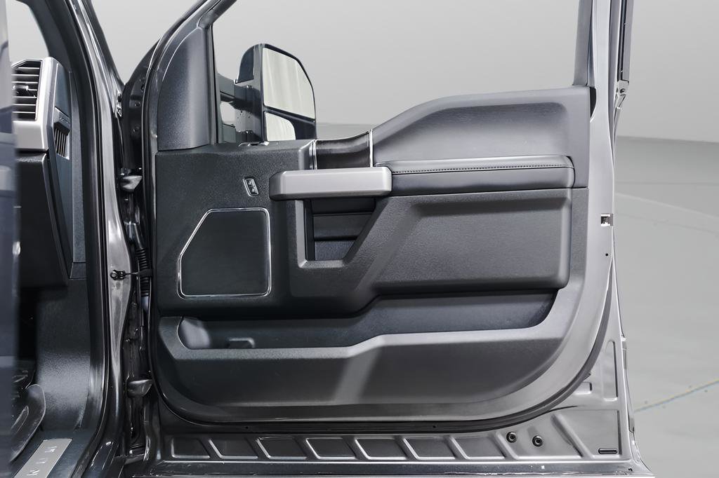 Used 2019 Ford F450 Platinum w/ Platinum Ultimate Package AWD/4WD image 39