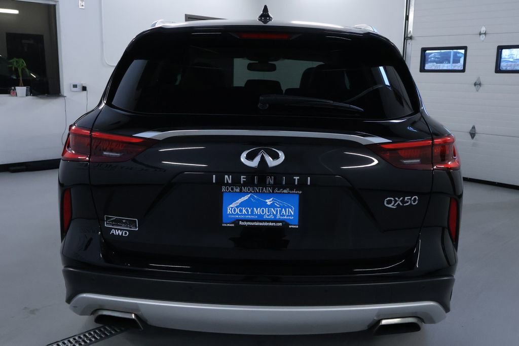 Used 2020 INFINITI QX50 Sensory w/ Proactive Package AWD/4WD image 6