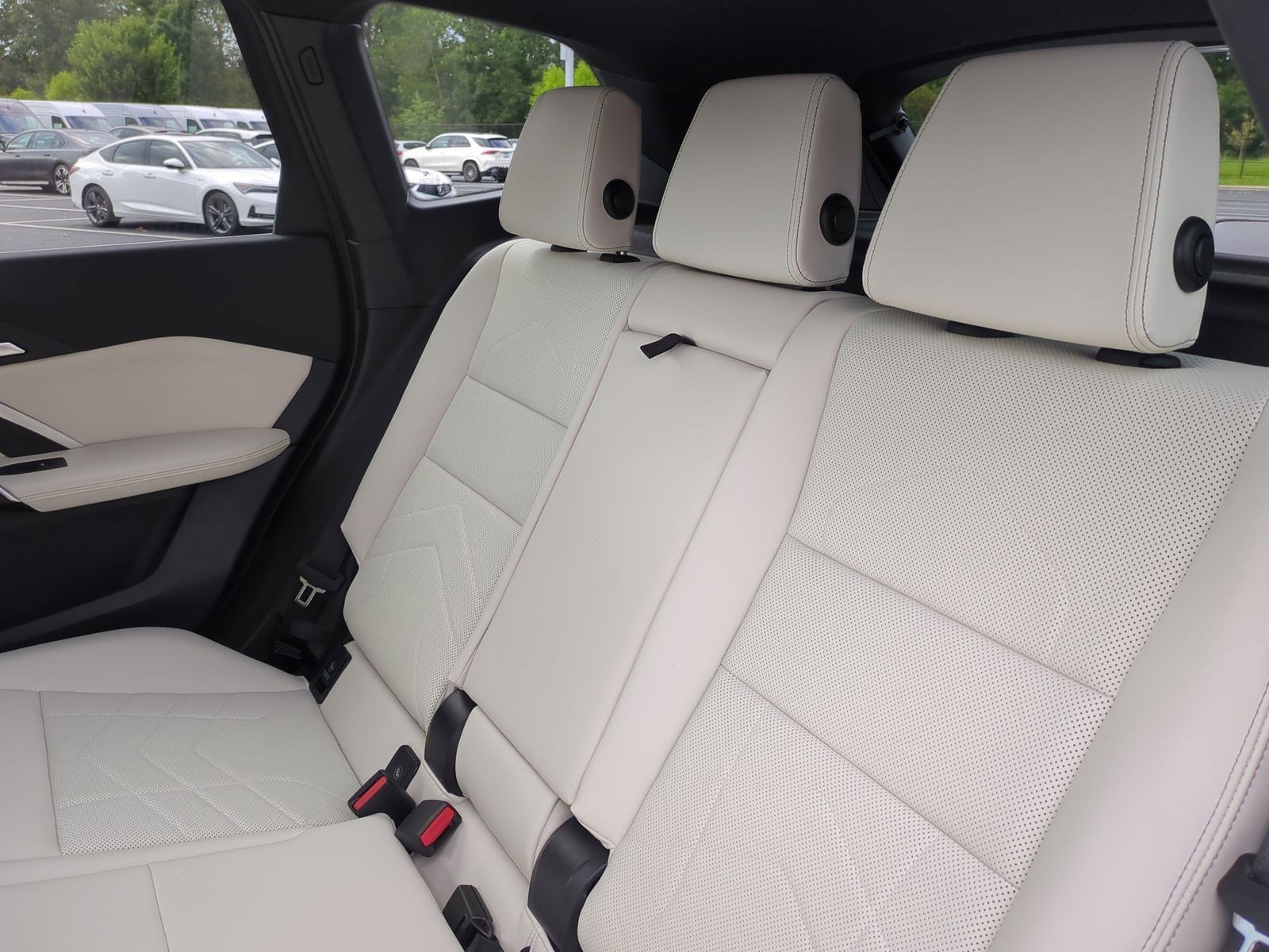 Certified 2026 BMW X1 xDrive28i w/ Technology Package image 29