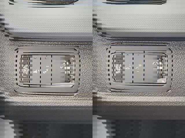 New 2027 Chevrolet Bolt LT w/ Comfort Package image 17