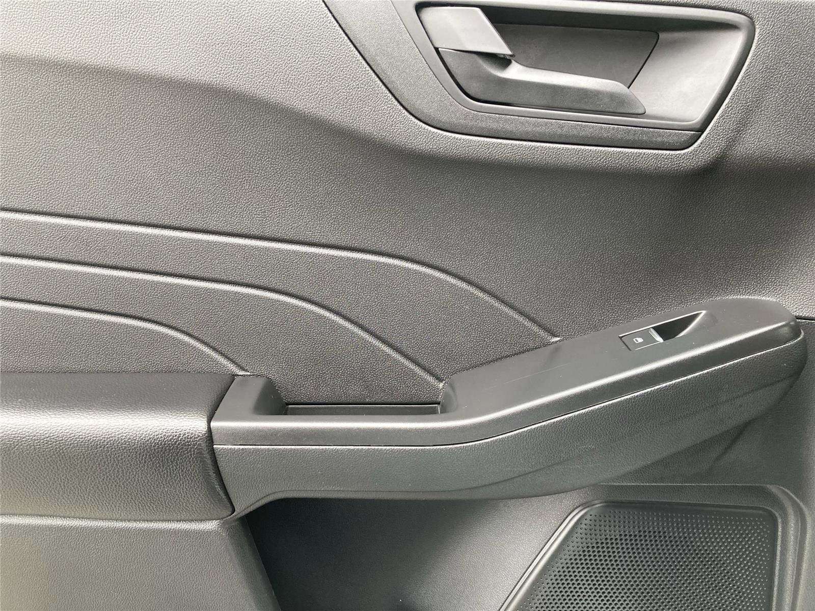 Used 2025 Ford Escape Active image 27