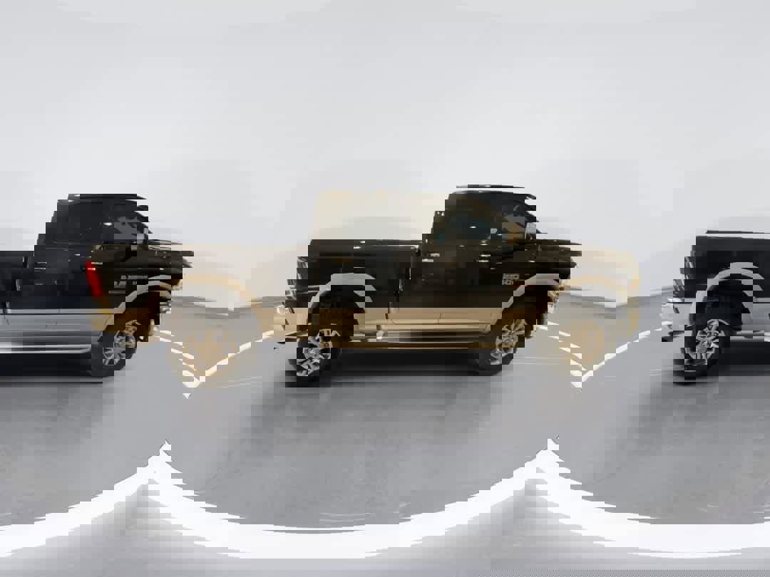 Used 2015 RAM 2500 Laramie w/ Protection Group image 9