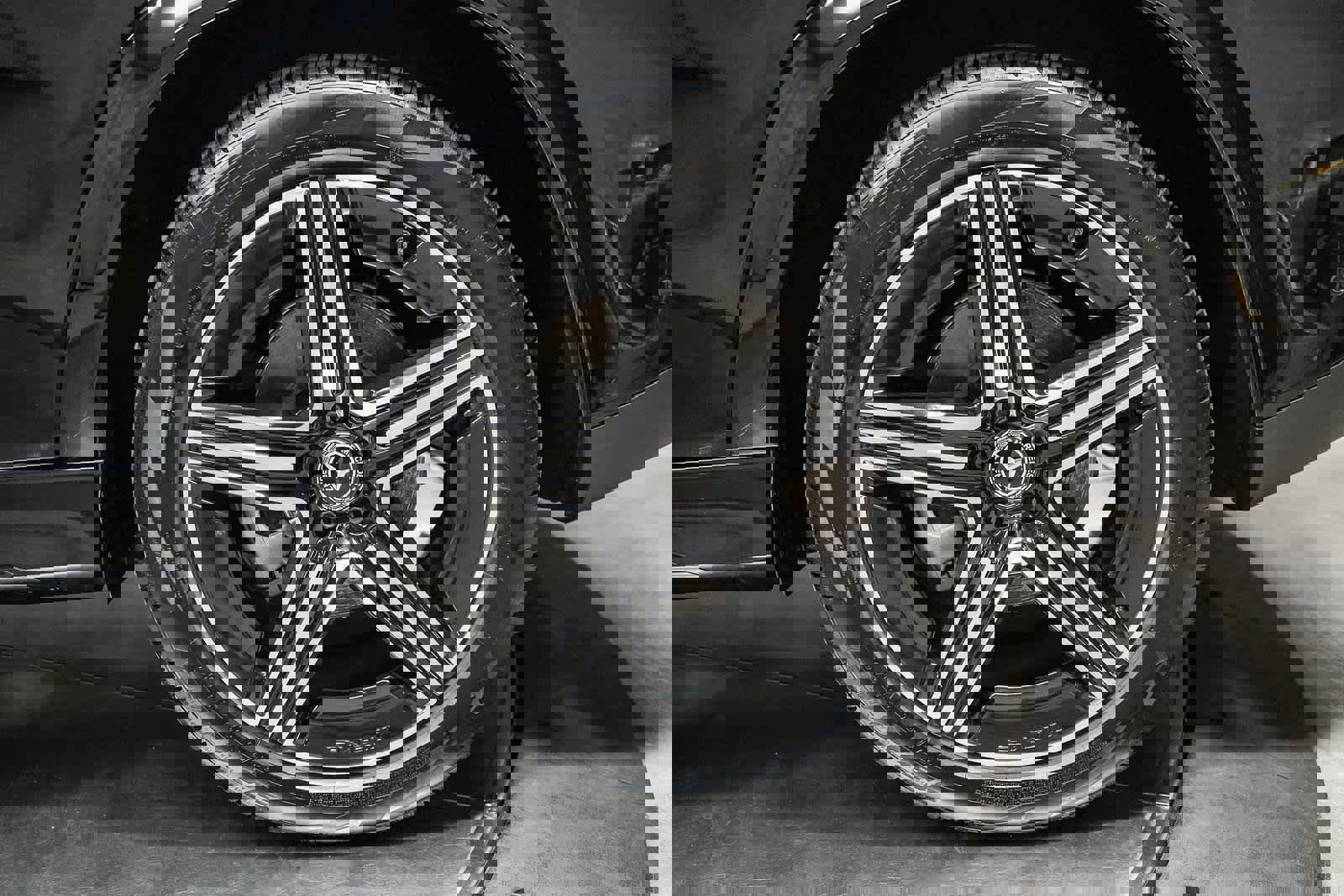 Used 2025 Mercedes-Benz GLE 450 4MATIC image 10