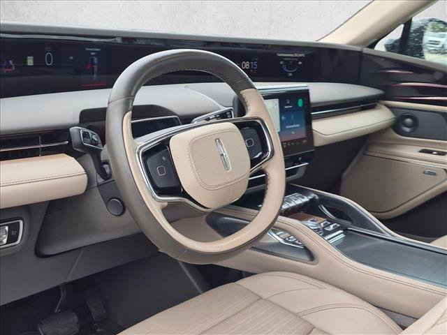 Used 2024 Lincoln Nautilus Reserve w/ Equipment Group 202A AWD/4WD image 10
