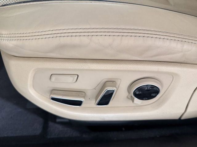 Used 2015 Hyundai Genesis 3.8 w/ Option Group 02 image 23