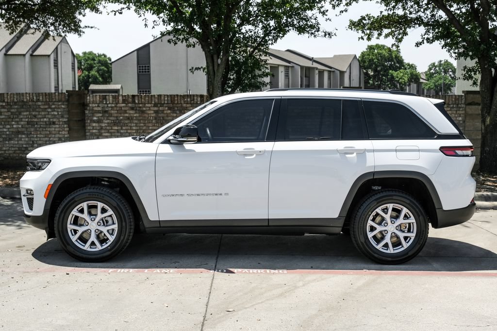 Used 2022 Jeep Grand Cherokee Limited RWD image 20